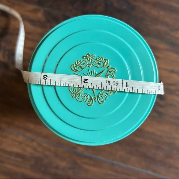 Fortnum & Mason Biscuit Tin - Picture 5 of 9